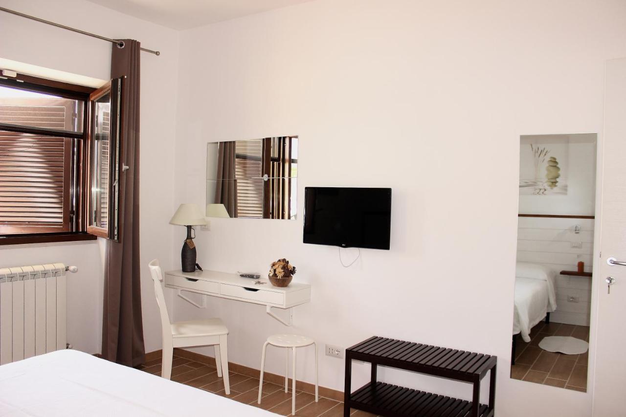 Chibia Casa Vacanze San Pietro in Bevagna Exteriér fotografie